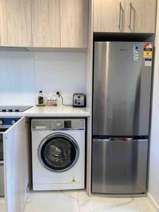 Cheerful 2 Bedroom Townhouse In Addington! Christchurch Esterno foto