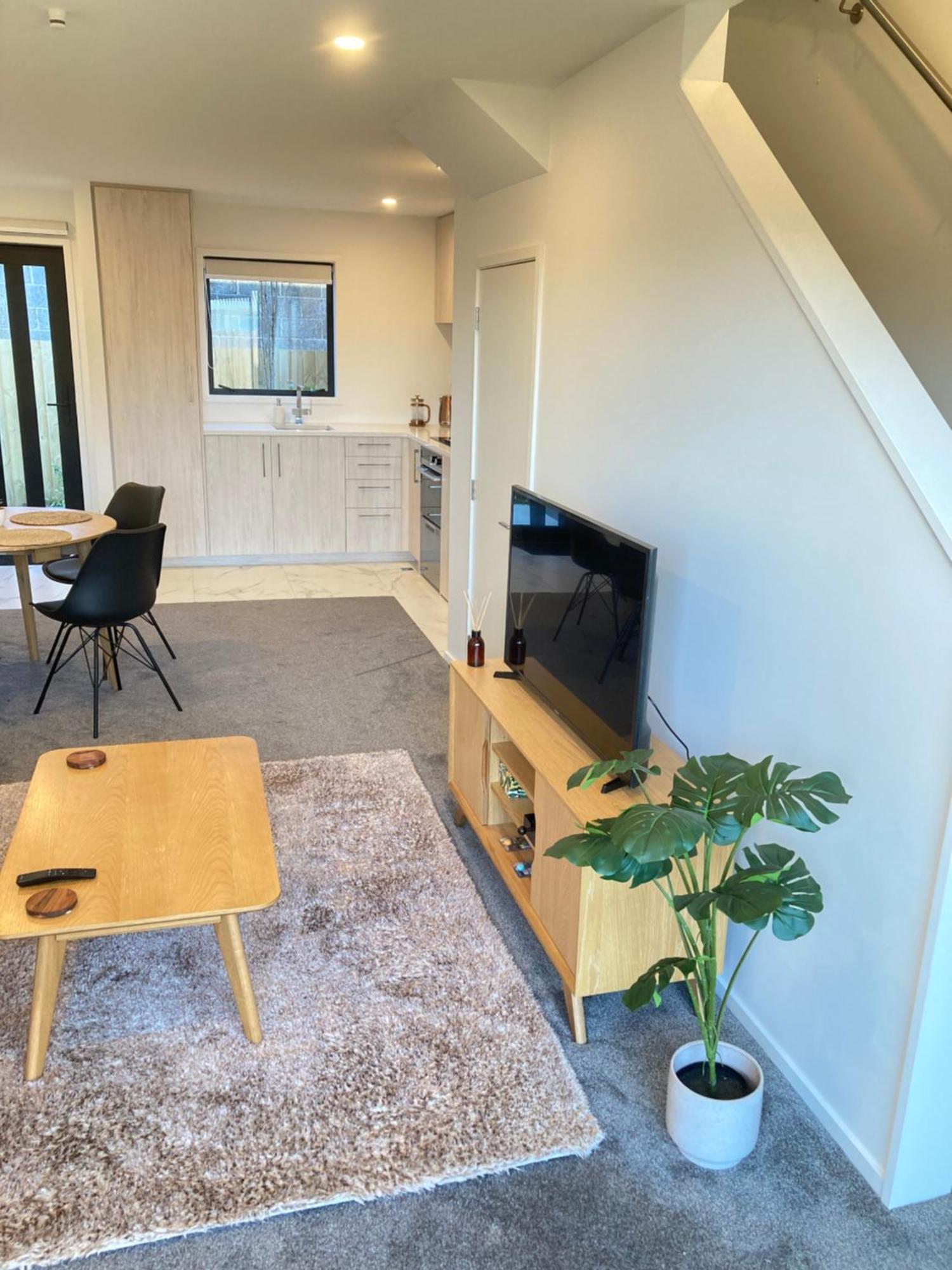 Cheerful 2 Bedroom Townhouse In Addington! Christchurch Esterno foto